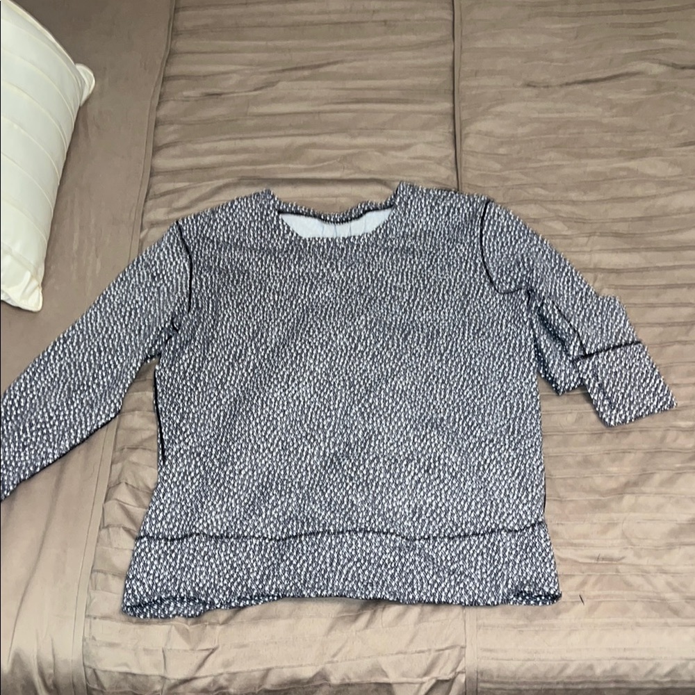Lululemon Black and White Patterned Shirt
